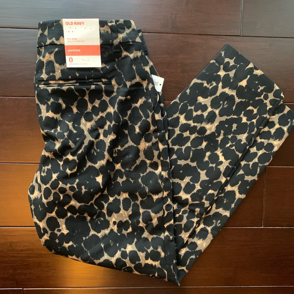 NWT!! Old Navy Animal Print Pants